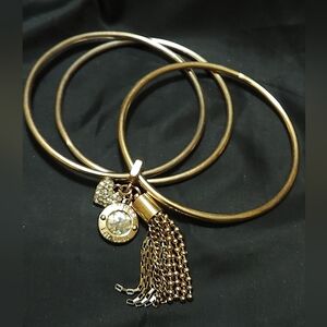 Y2K Guess 3 Ring Bracelet Goldtone Brass Guess Rhinestone Pendant Heart Charm